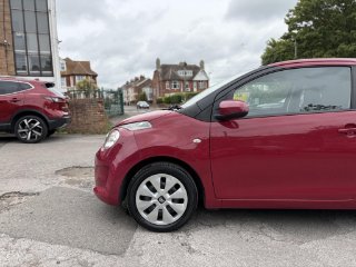 /photos/10302/3145f14a-7337-4e2f-a16d-9abae4caaa89_i320x240.jpg